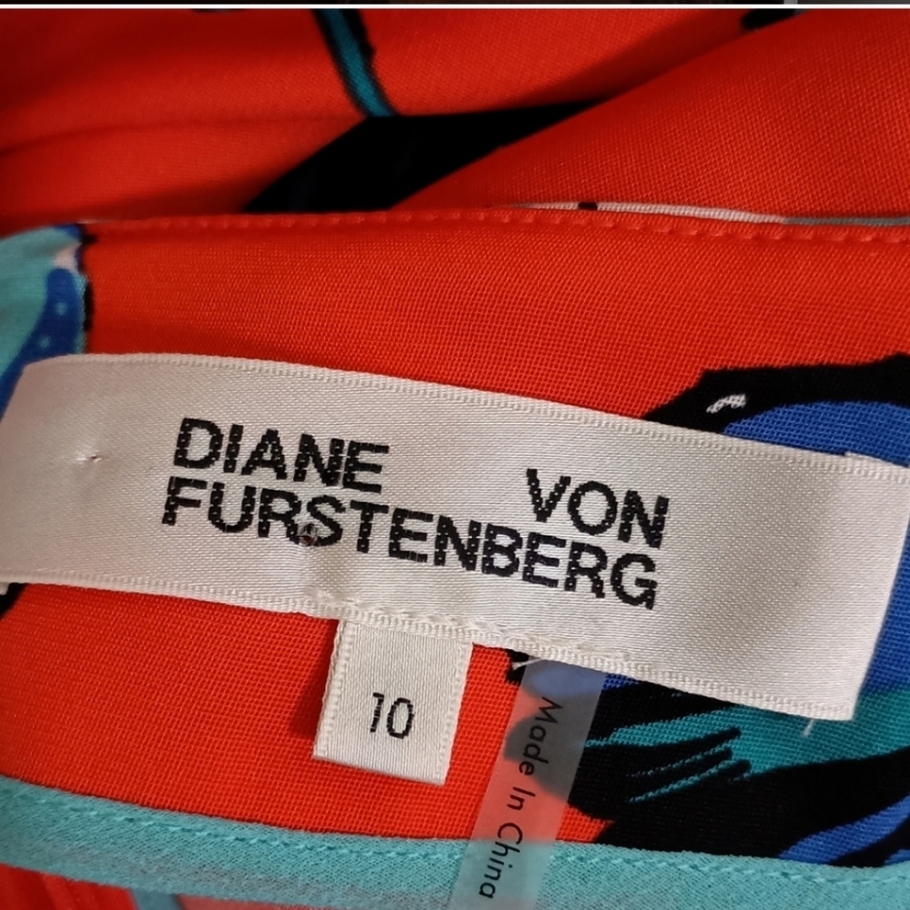 Diane Von Furstenberg Beautiful Red Floral Skirt_10 - Picture 5 of 5